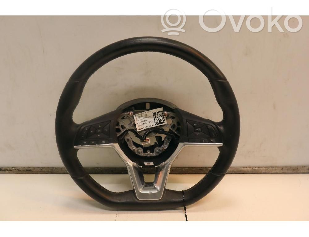 Nissan Micra K14 Ohjauspyörä 