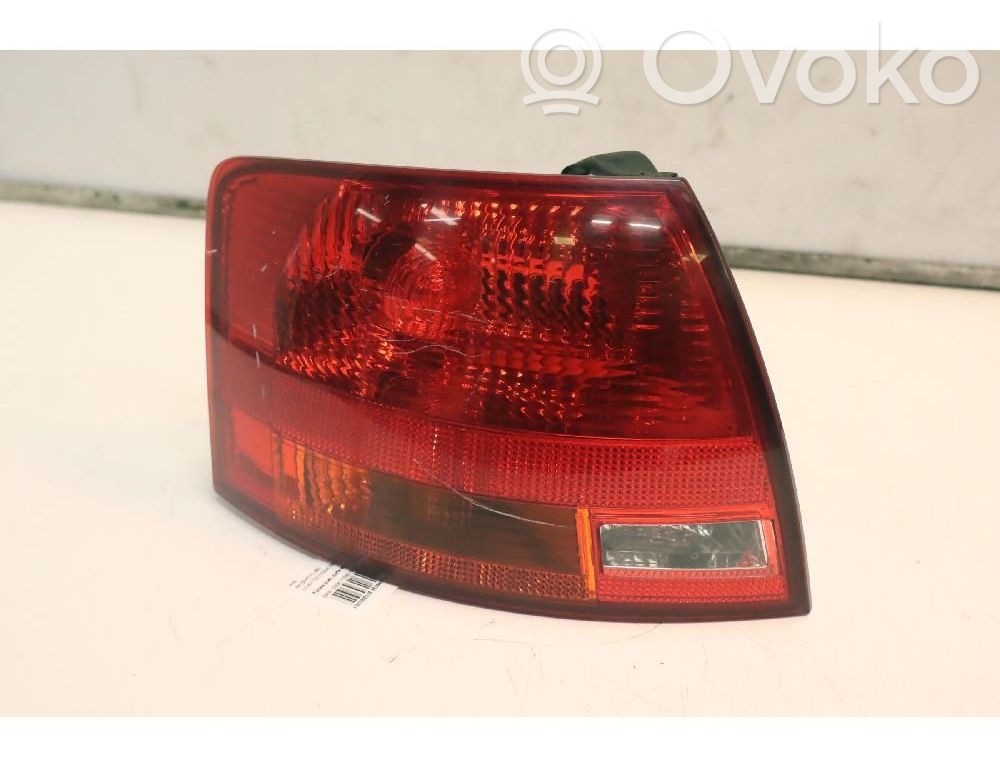 Audi A4 S4 B7 8E 8H Lampă spate în caroserie 