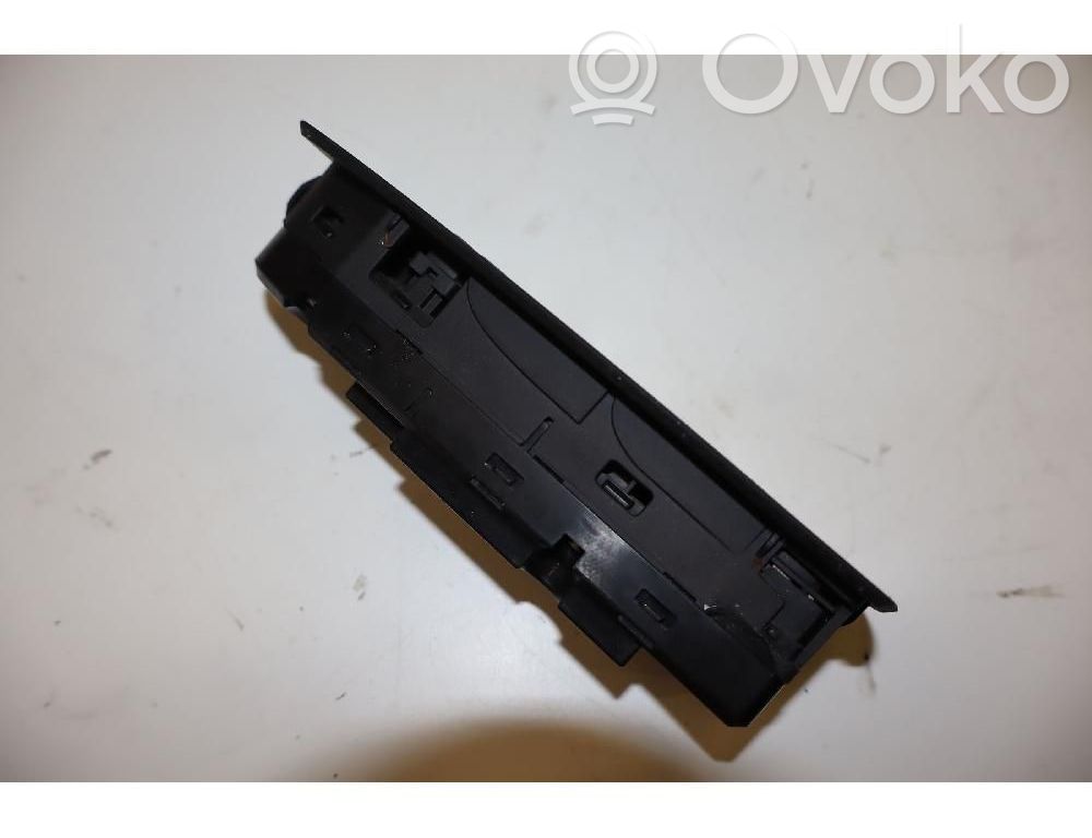 Electric window control switch   61313414355
