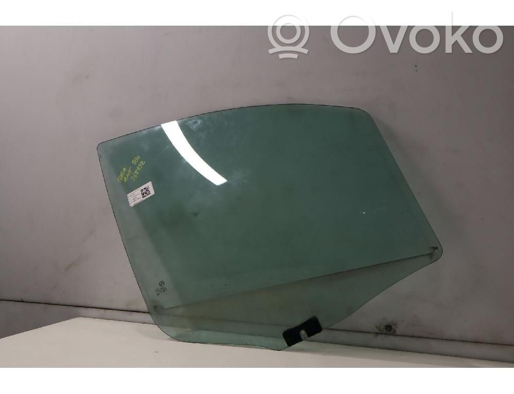 Fiat Idea Geam ușă față patru uși 