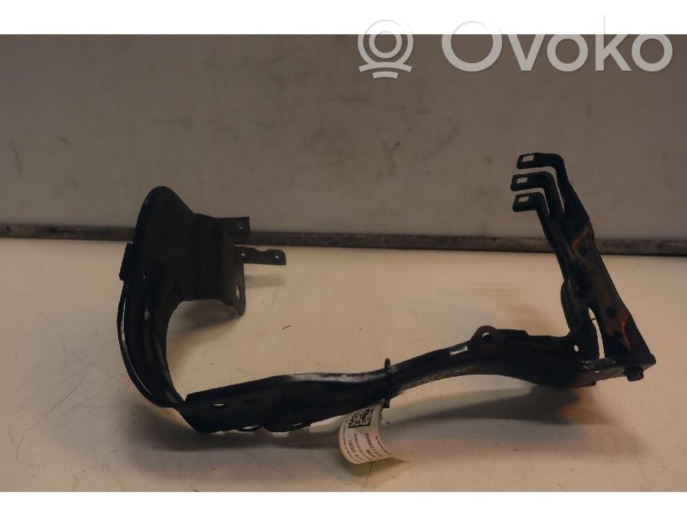 Mercedes-Benz C W203 Staffa faro/fanale