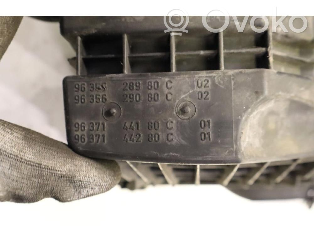 Peugeot 307 Obudowa filtra powietrza 