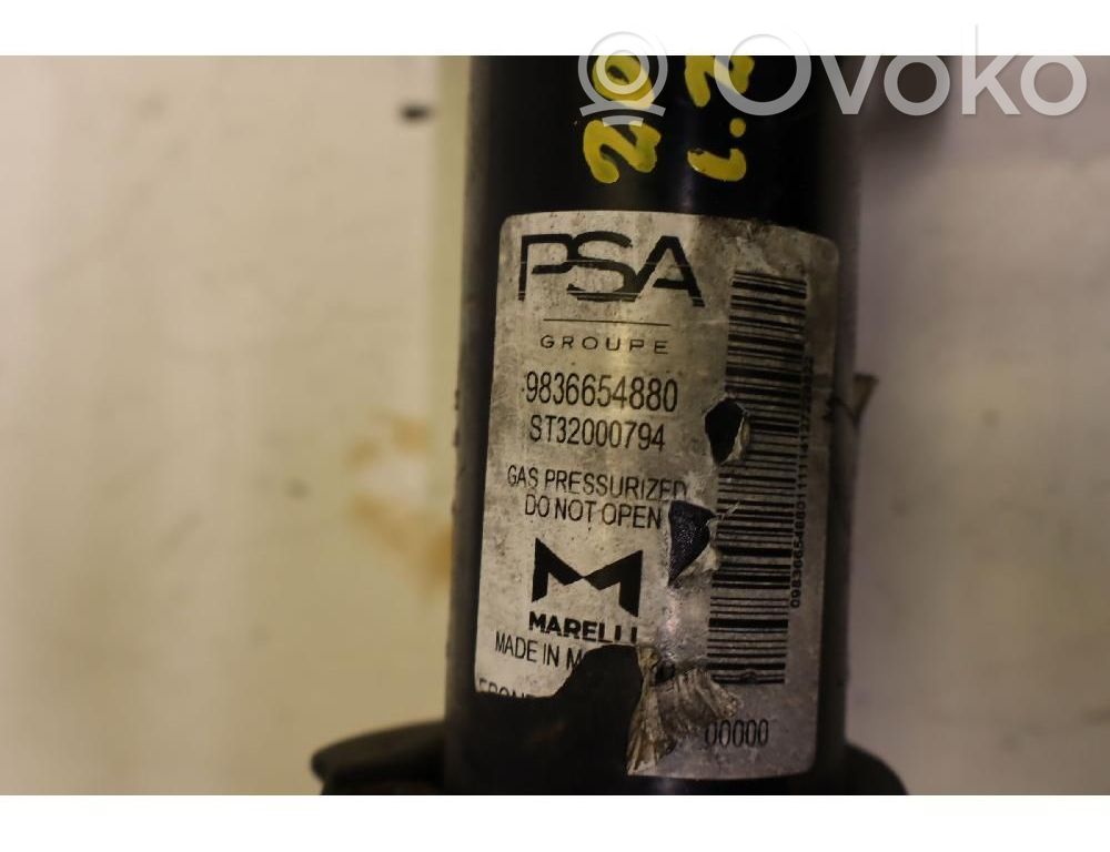 Etuiskunvaimennin   9836654880