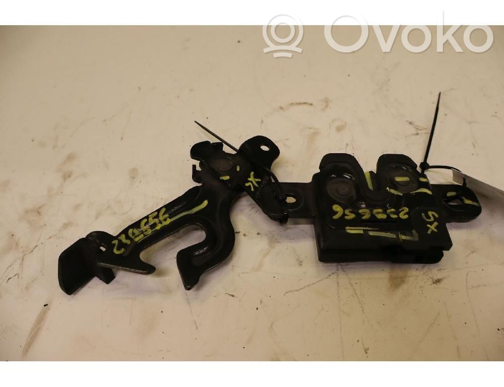 Volvo V60 Cârlig/încuietoare capotă motor 
