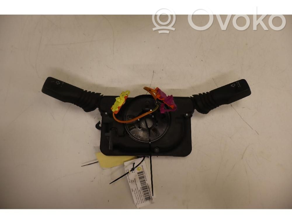 Opel Astra H Light switch 