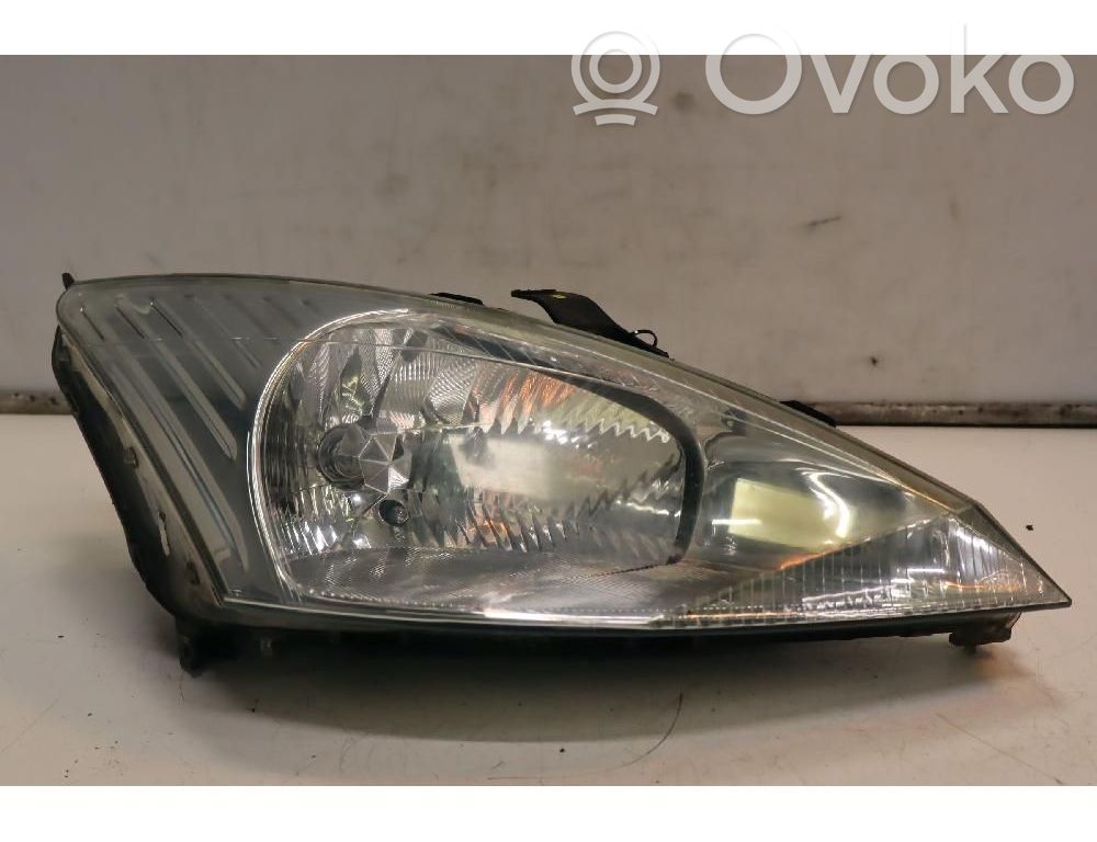 Ford Focus Headlight/headlamp 