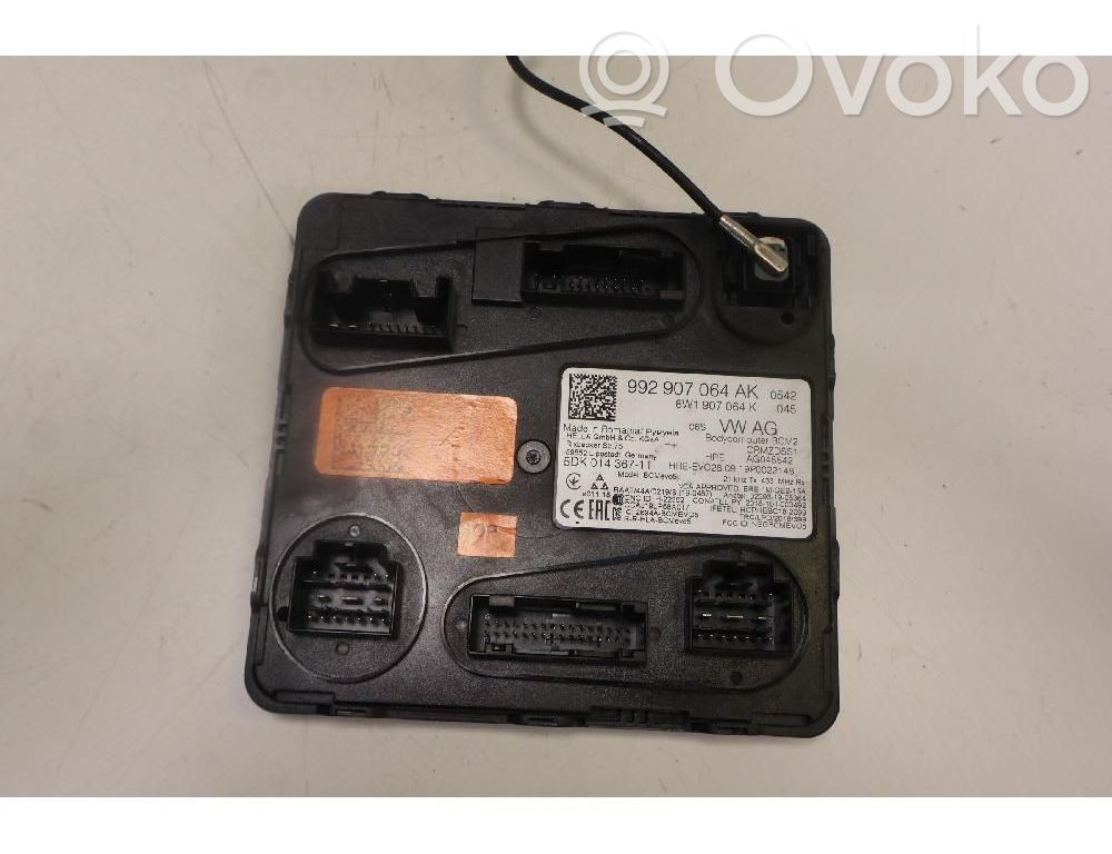 Unidad de control/módulo del ASC   992907064AK