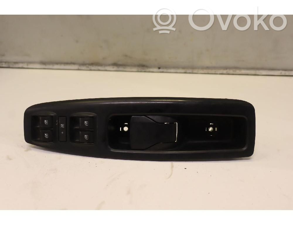 Fiat Doblo Klamka wewnętrzna drzwi przednich 