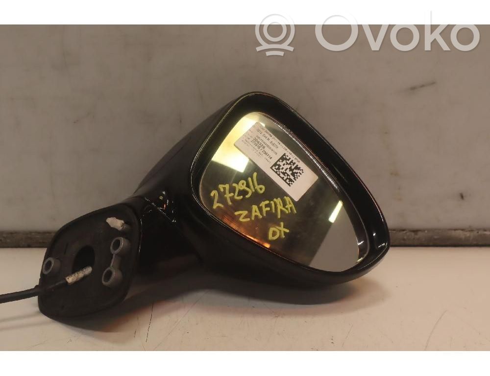 Opel Zafira C Elektryczne lusterko boczne drzwi przednich 
