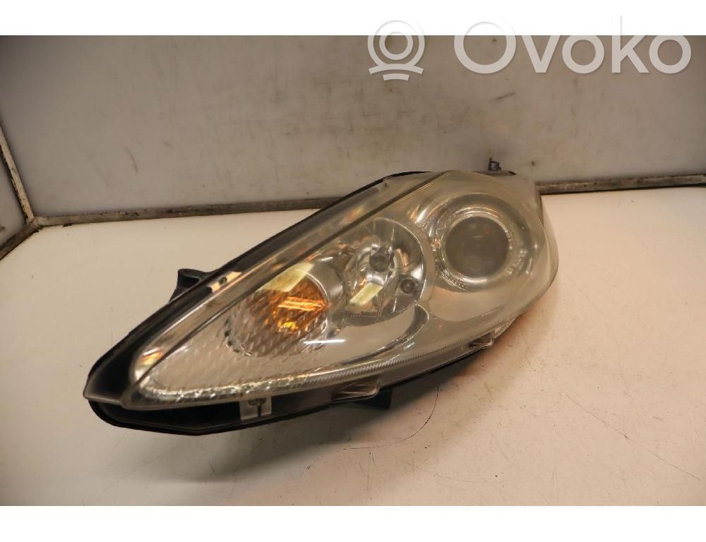 Ford Fiesta Scheinwerfer 