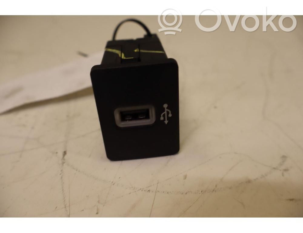 Ford Focus Sonstige Schalter / Griffe / Umschalter 
