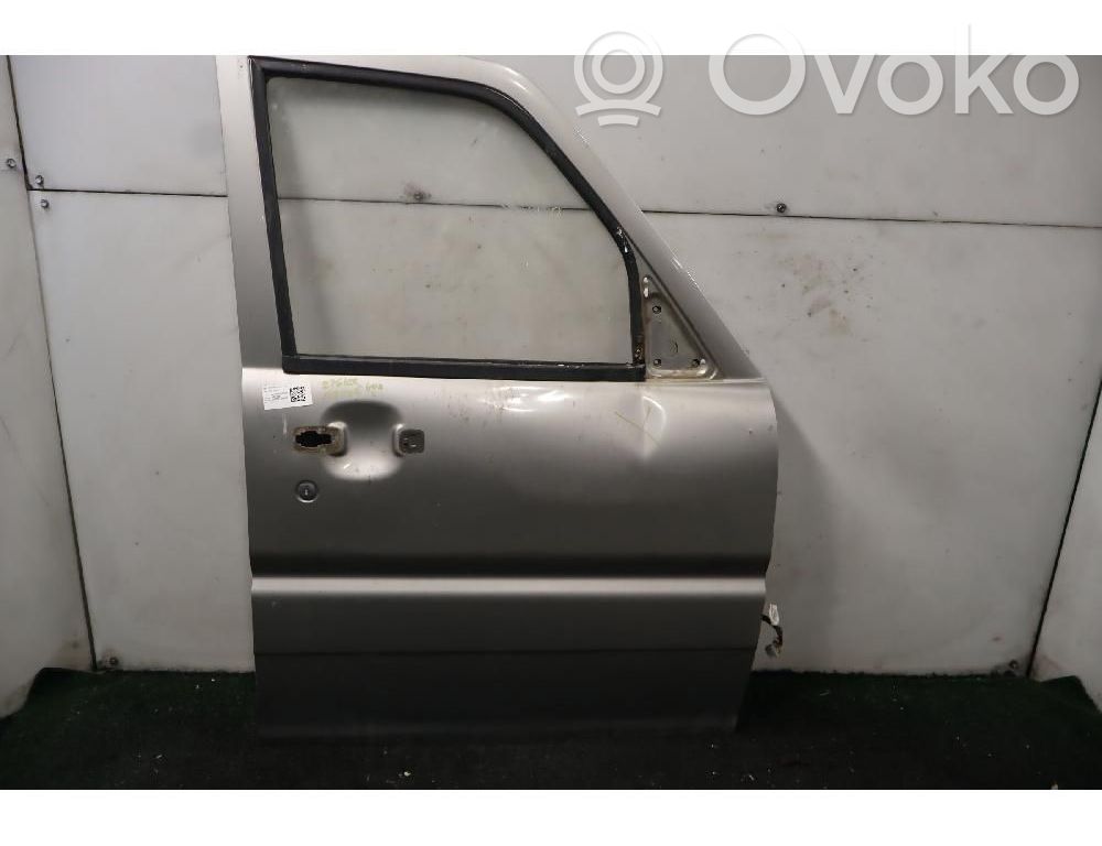 Mahindra Goa Ușă față 