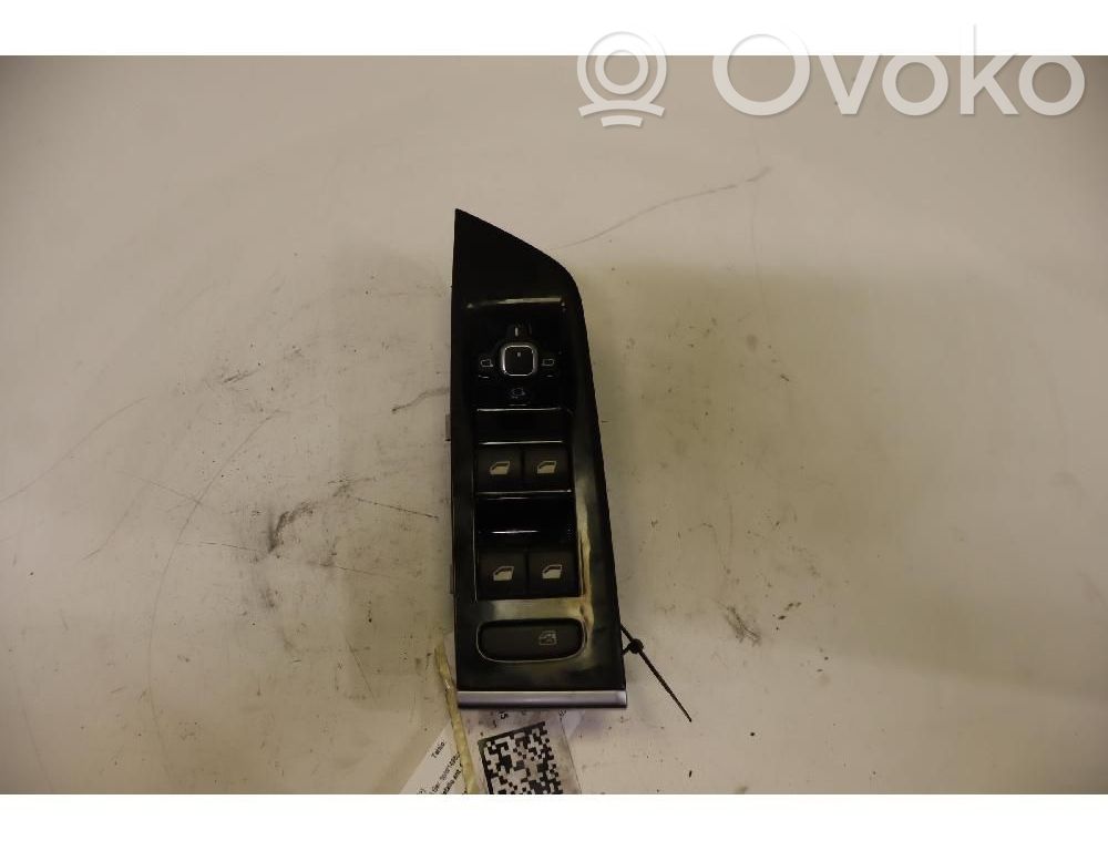 Opel Astra L Interrupteur commade lève-vitre