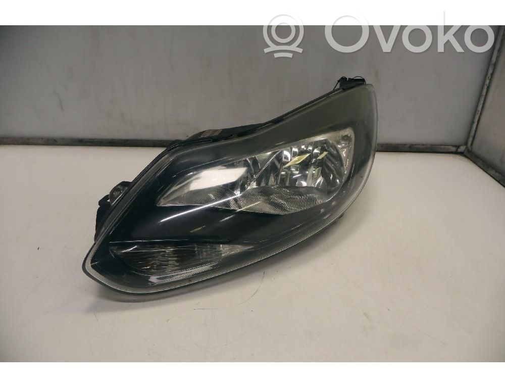Ford Focus Headlight/headlamp 