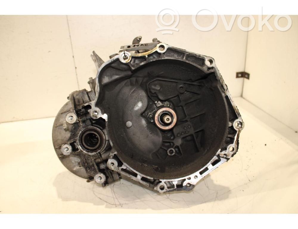 Opel Astra J 5 Gang Schaltgetriebe 