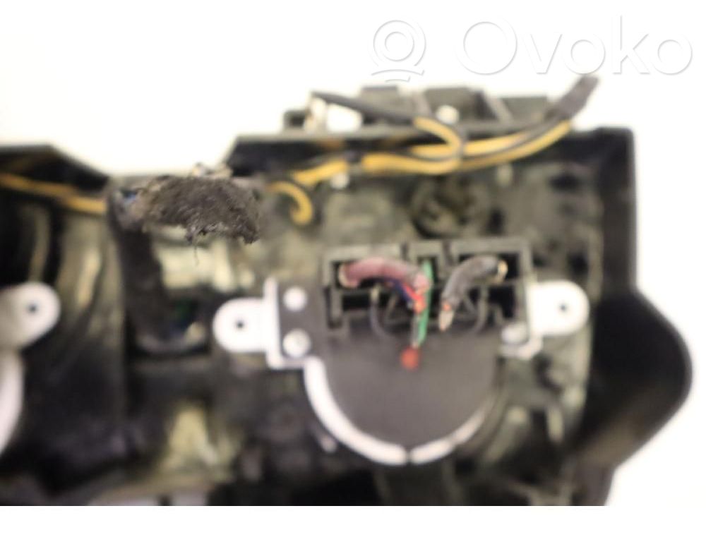 Climate control unit   158640100