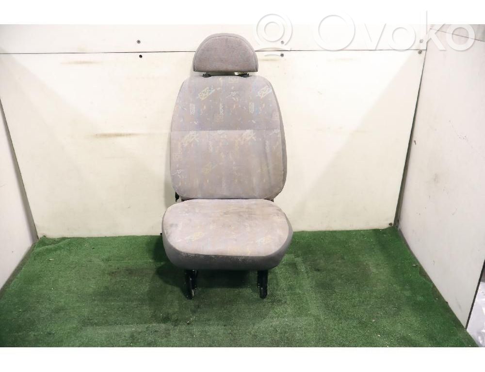 Asiento delantero del conductor