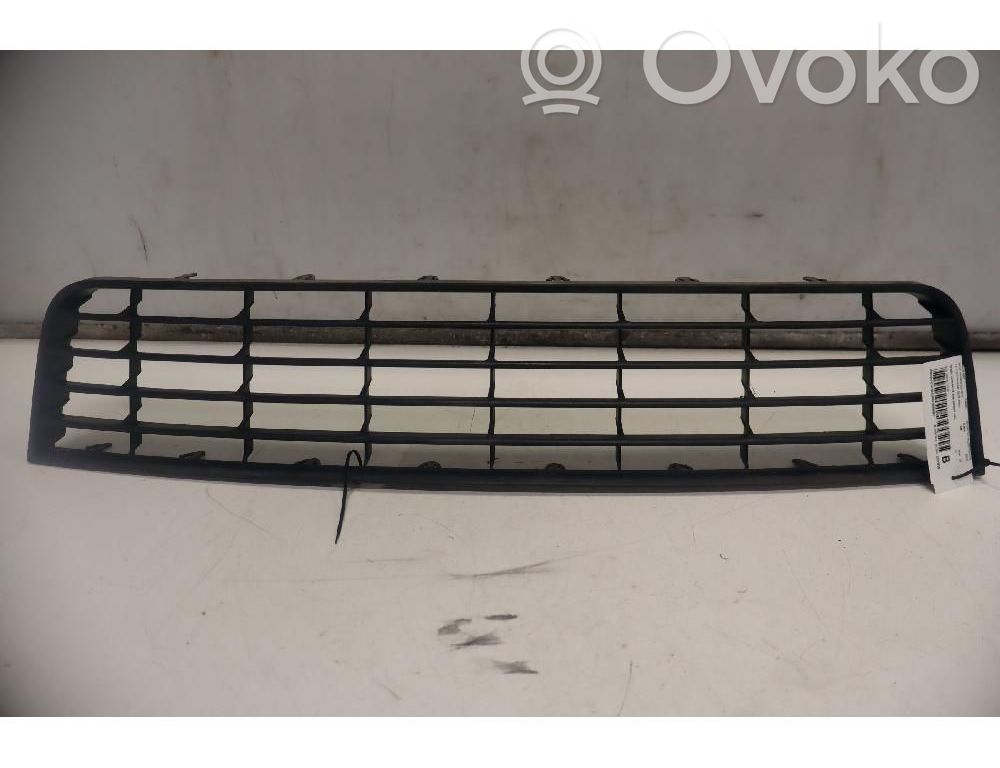Volkswagen Golf V Atrapa chłodnicy / Grill 
