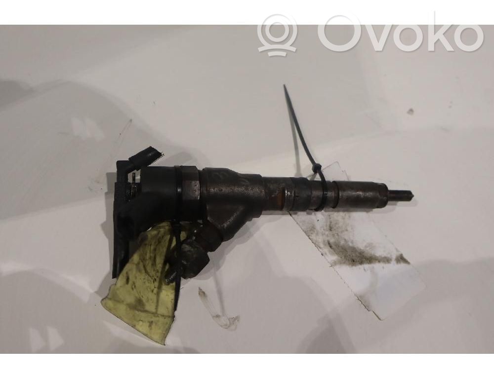 Inyector de combustible