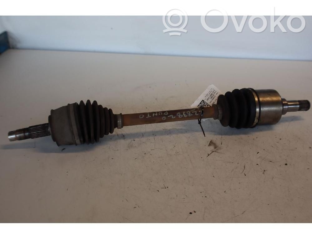 Fiat Punto (188) Półoś przednia 