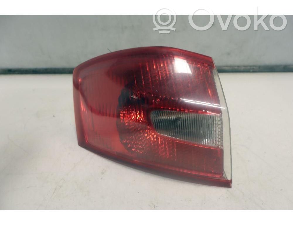 Ford Kuga I Takavalot 