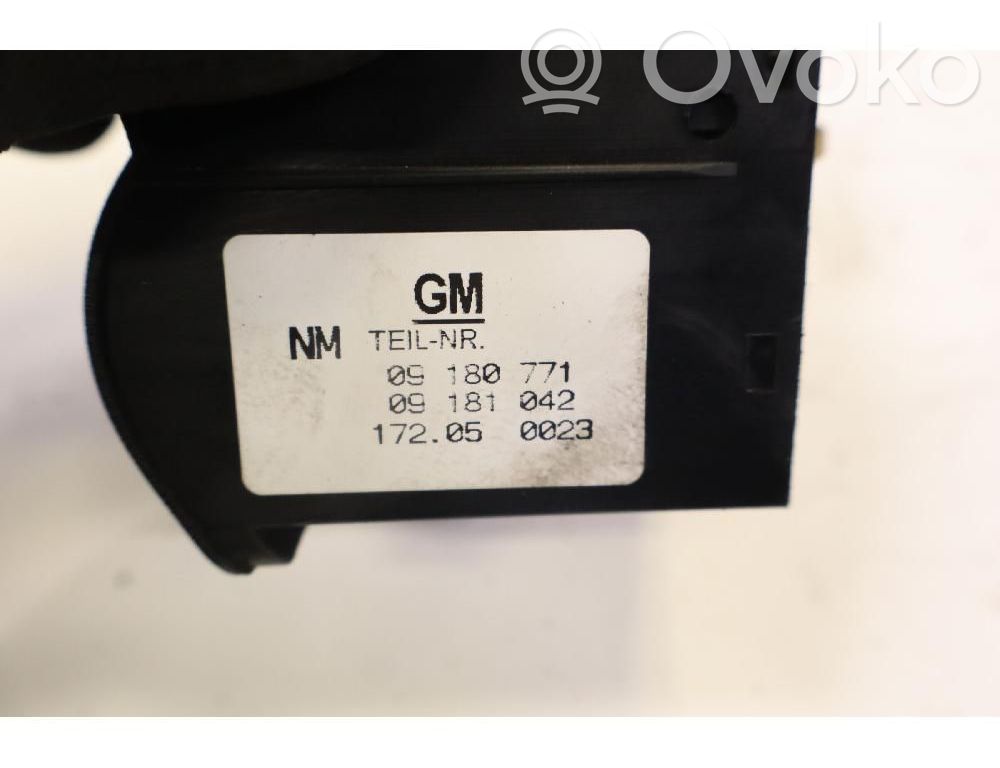 Interruptor de luz   3721086G00000