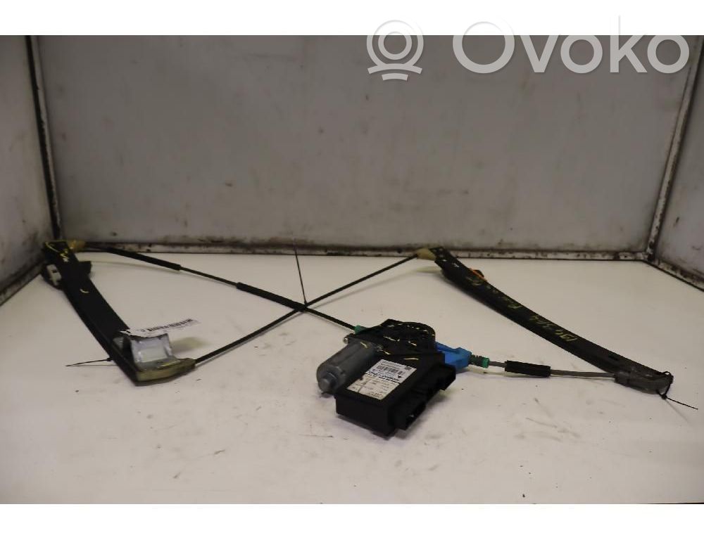 Audi A4 S4 B7 8E 8H Priekinio el. lango pakėlimo mechanizmo komplektas 