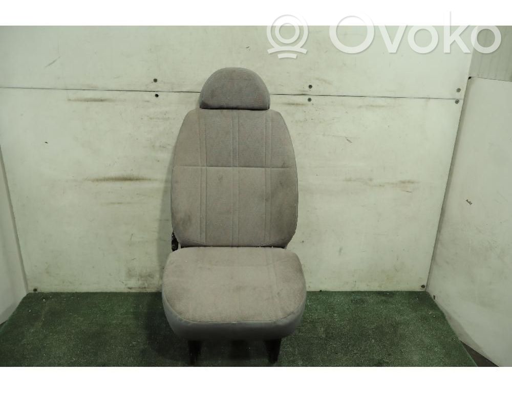 Asiento delantero del conductor