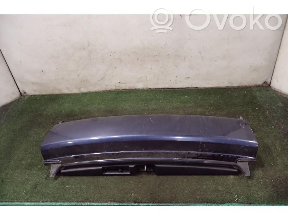 Couvercle de coffre   5817A011BB