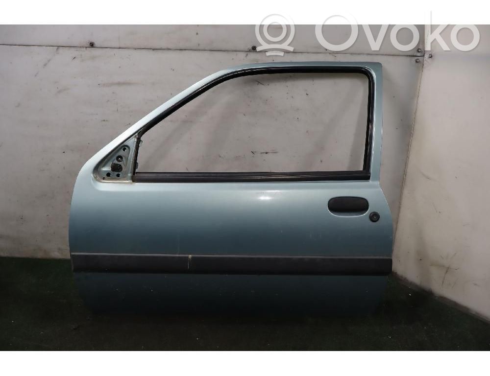 Ford Fiesta Puerta delantera 