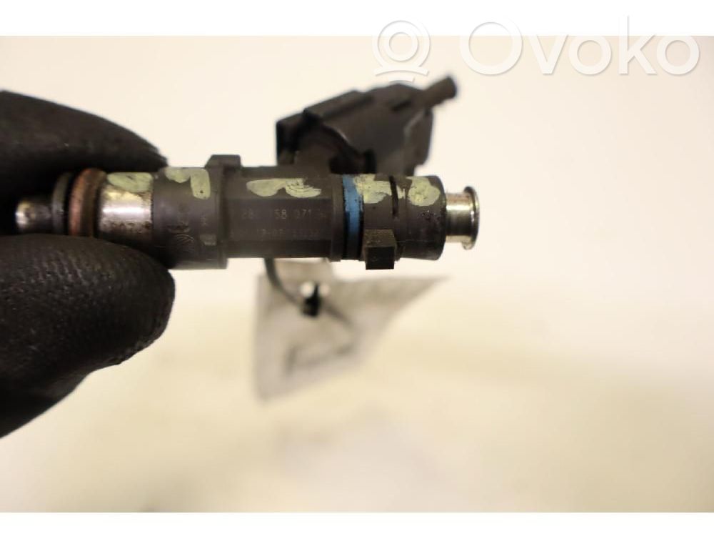 Inyector de combustible   0280158071