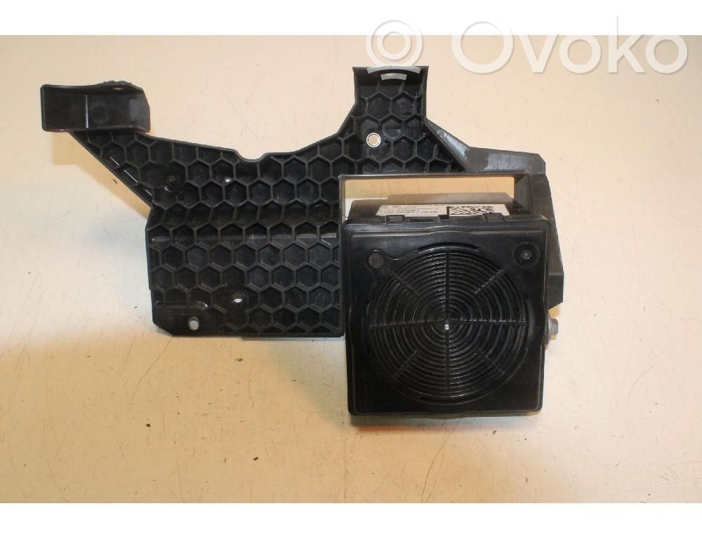 Cupra Born Altavoz del panel 
