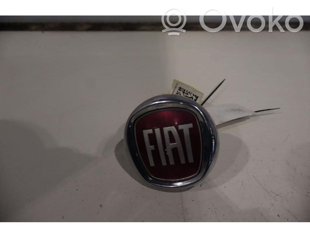 Fiat Grande Punto Poignée extérieure de hayon arrière 