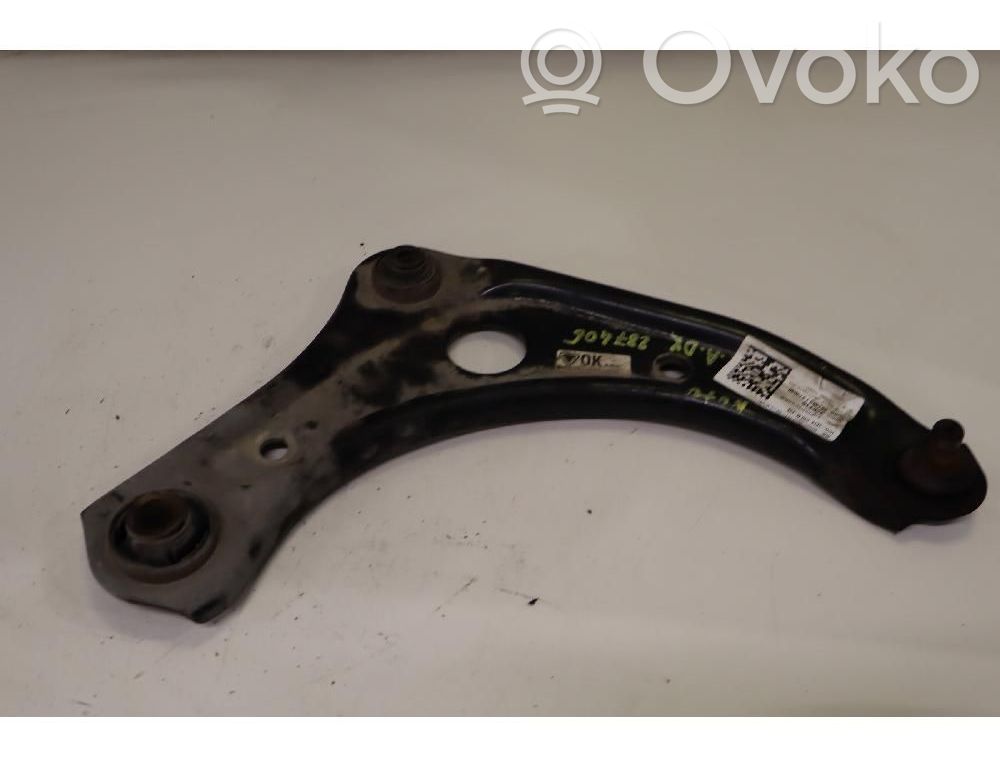 Nissan Note (E12) Querlenker Achsschenkel vorne 