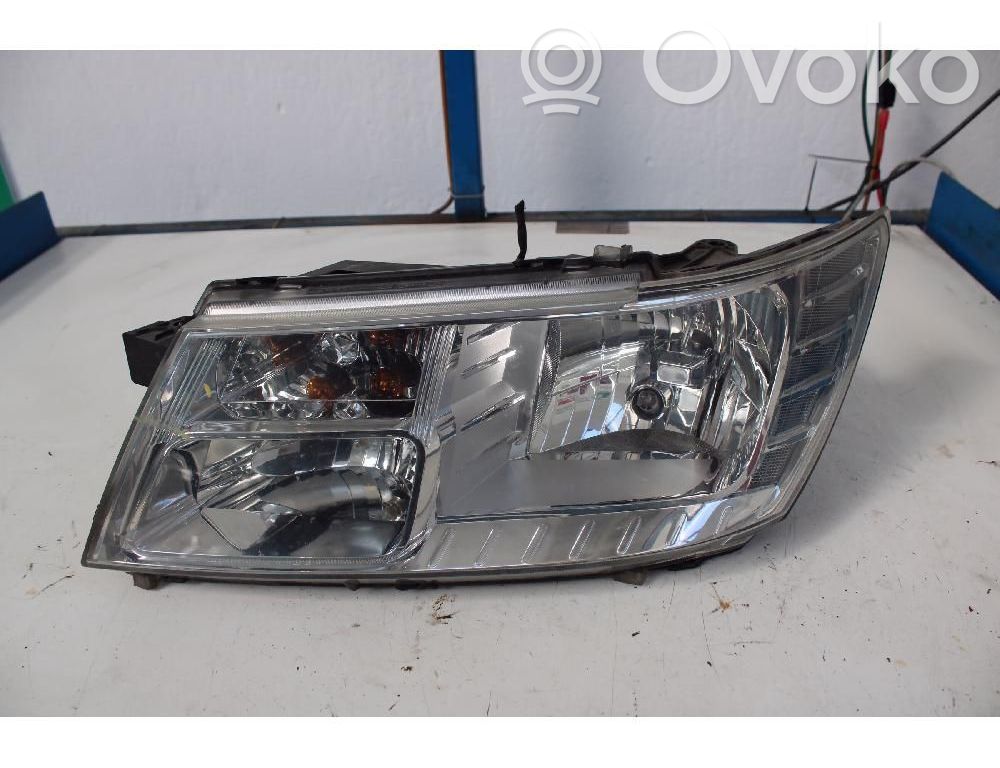 Fiat Freemont Lampy tylnej klapy bagażnika 