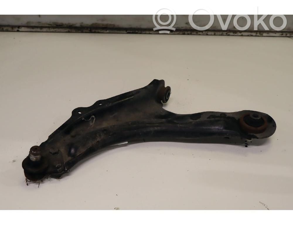 Renault Kangoo II Braccio di controllo sospensione anteriore inferiore/braccio oscillante 