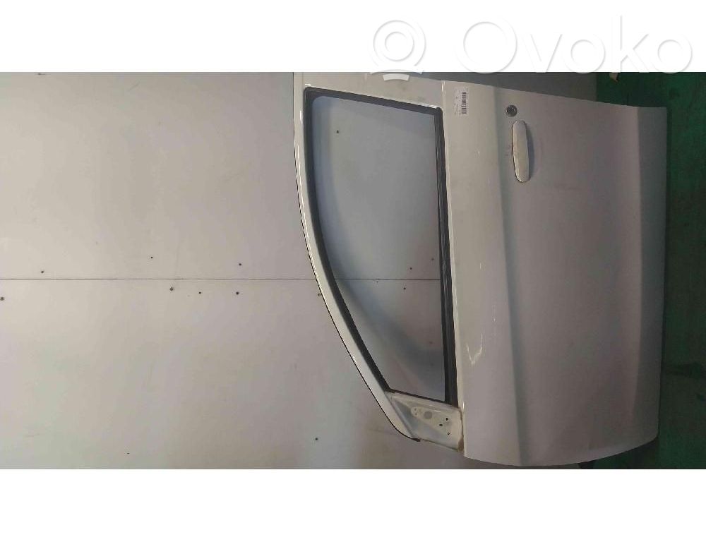 Mitsubishi Space Star Puerta delantera 