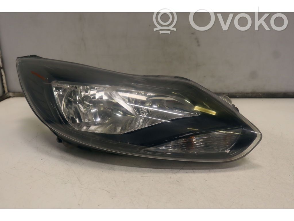 Ford Focus Etu-/Ajovalo