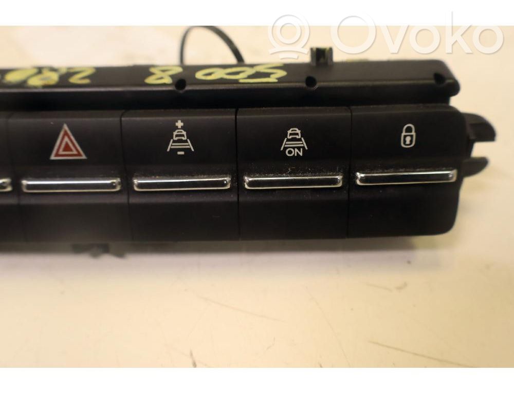 Peugeot 5008 Botón interruptor de luz de peligro 