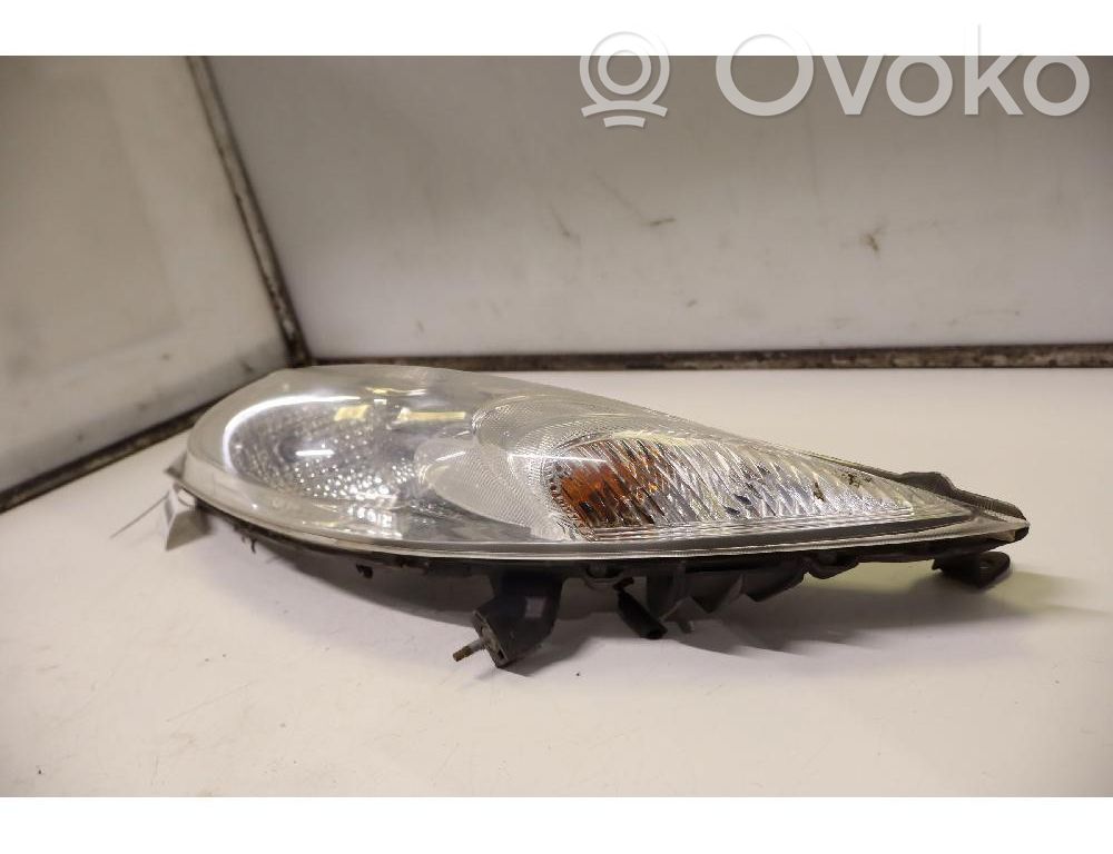 Nissan Juke I F15 Phare frontale 