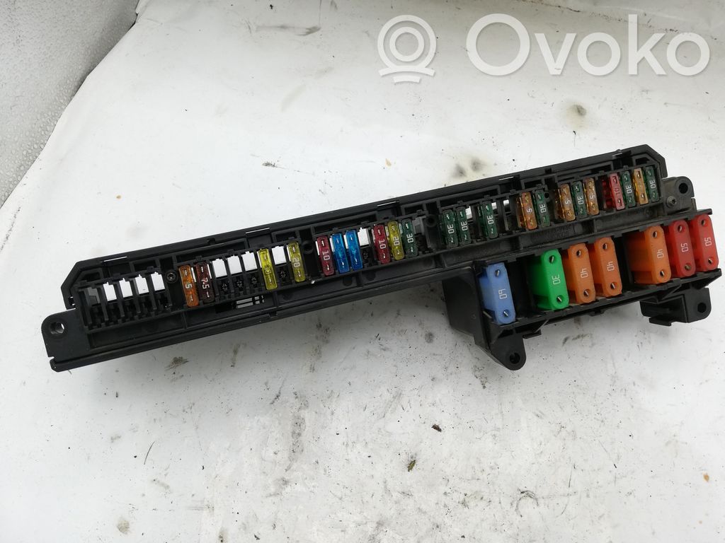 BMW 5 E60 E61 Fuse module 