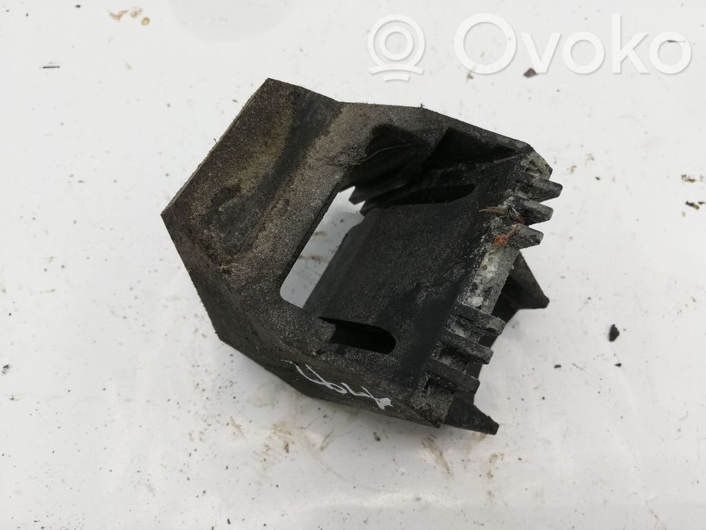 BMW 3 E46 Radiator mount bracket 