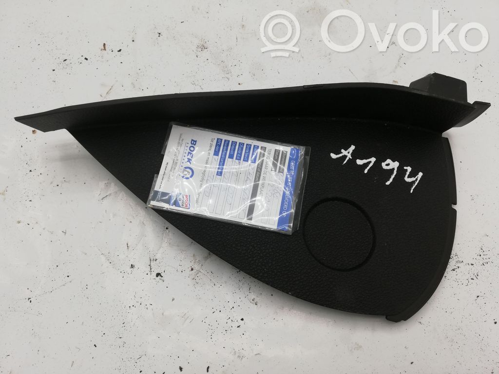 BMW 1 E81 E87 Dashboard side end trim 