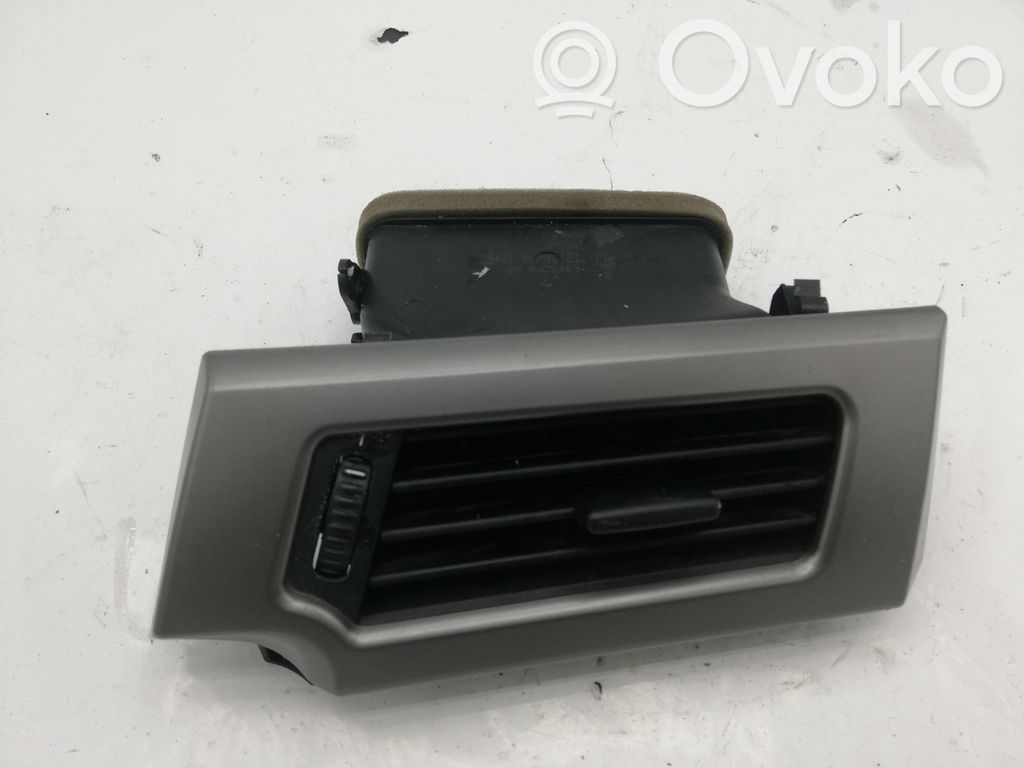 BMW 5 E60 E61 Šoninės oro grotelės 