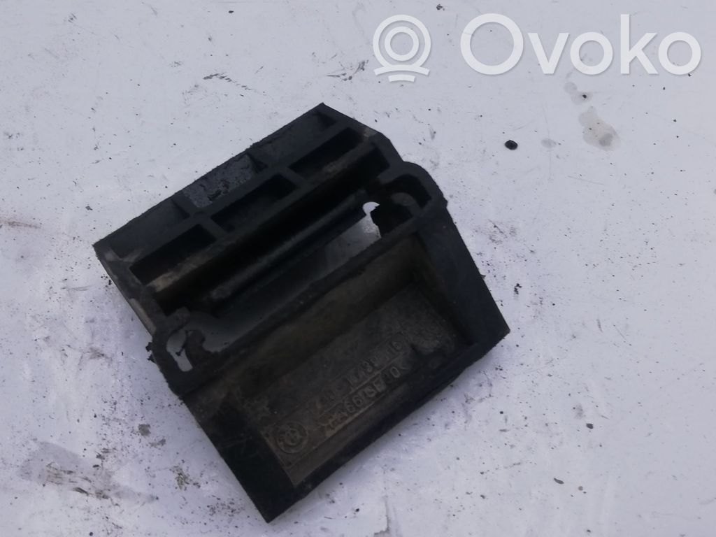 Land Rover Range Rover L322 Halterung Kühler 