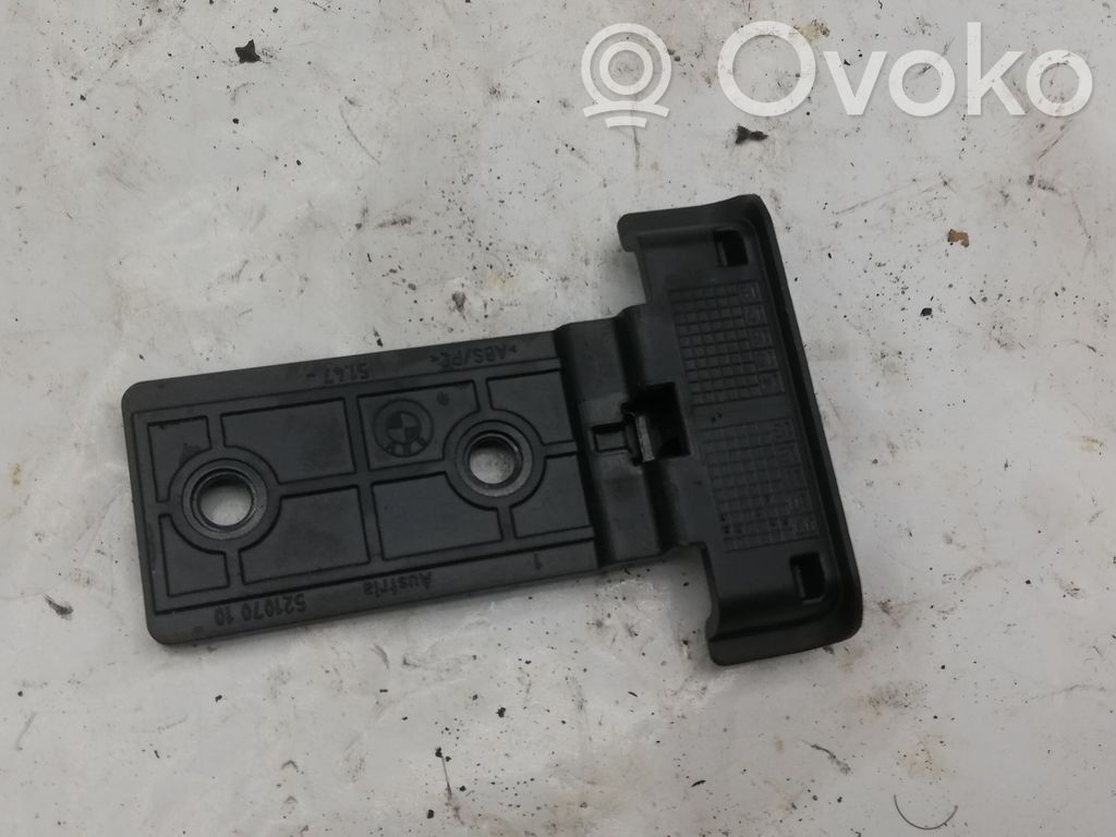 BMW 5 F10 F11 Kita salono detalė 