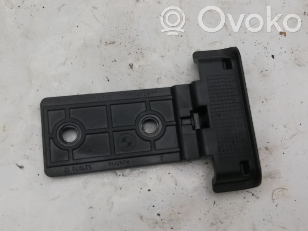 BMW 5 F10 F11 Kita salono detalė 