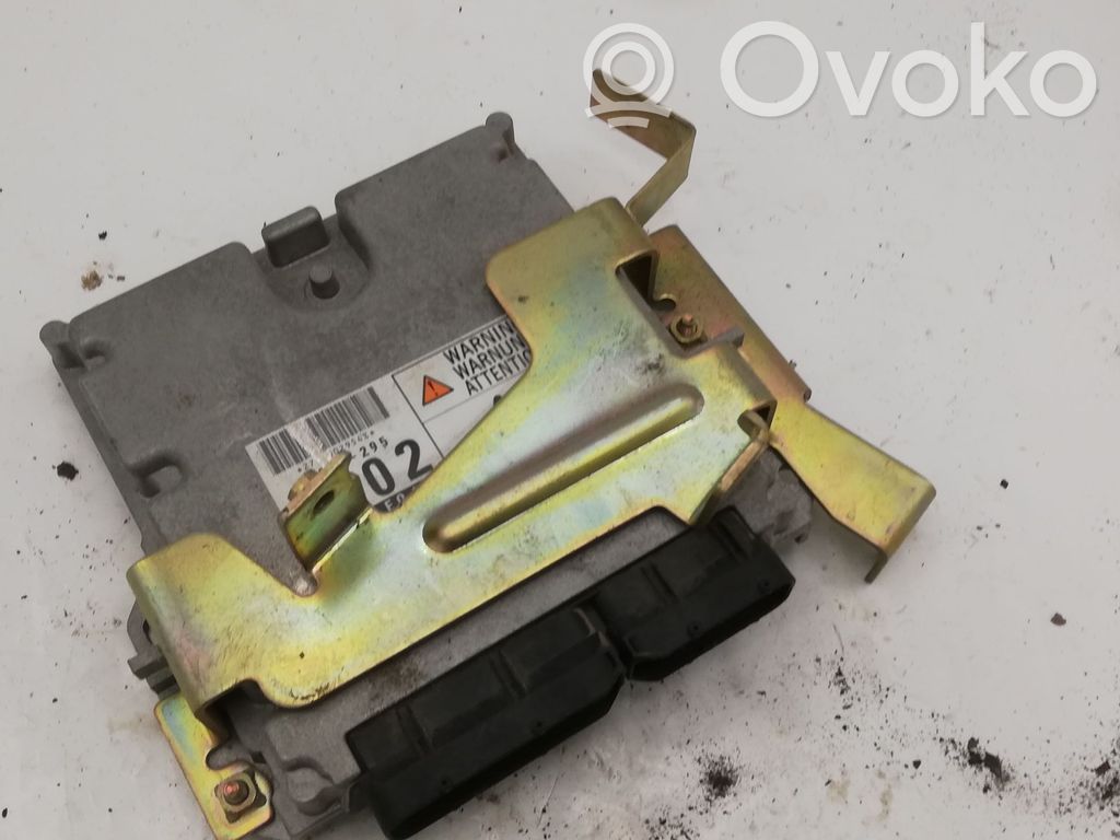 Nissan X-Trail T30 Engine control unit/module 