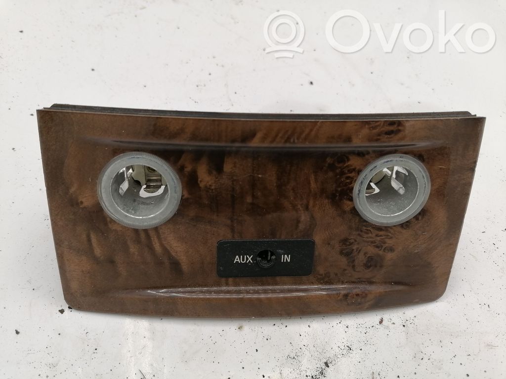BMW 5 E60 E61 Разъем AUX 