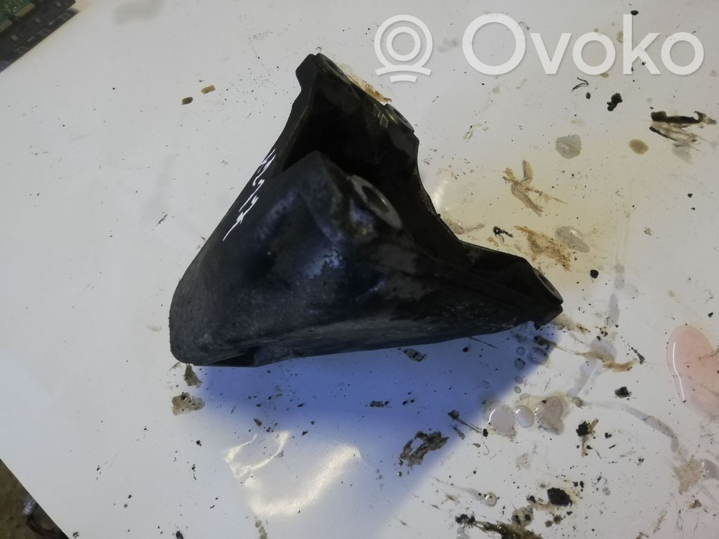 BMW 5 F10 F11 Engine mounting bracket 
